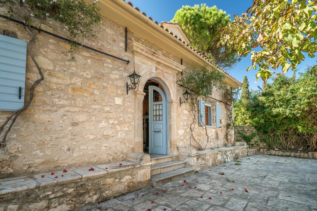 Bratis Holiday Home Kallithea  Eksteriør billede